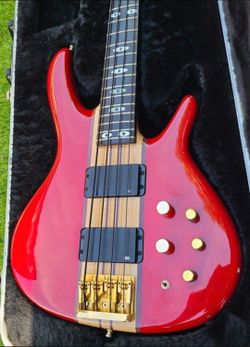 1991 Peavey Rudy Sarzo bass