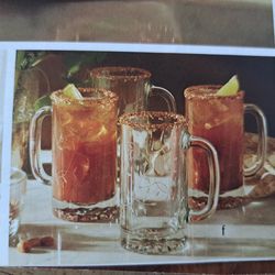 JUEGO DE 4 VASOS DE 14 ONZAS PRINCESS HOUSE 🌹🌷