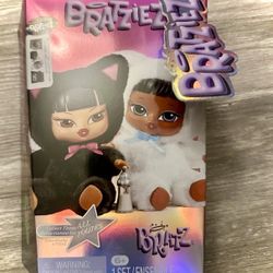 Bratz Bratzies Collectible Blind Box Keychain Charm Plush