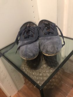 Toms men’s shoes.
