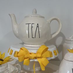Rae Dunn Tea Pot