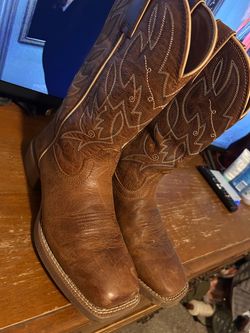 Justin wide calf boots