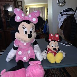 Minnie mouse Stuffed Animal 