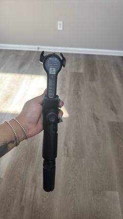 Smart XE 3-Axis Smartphone Gimbal Stabilizer – Excellent Condition