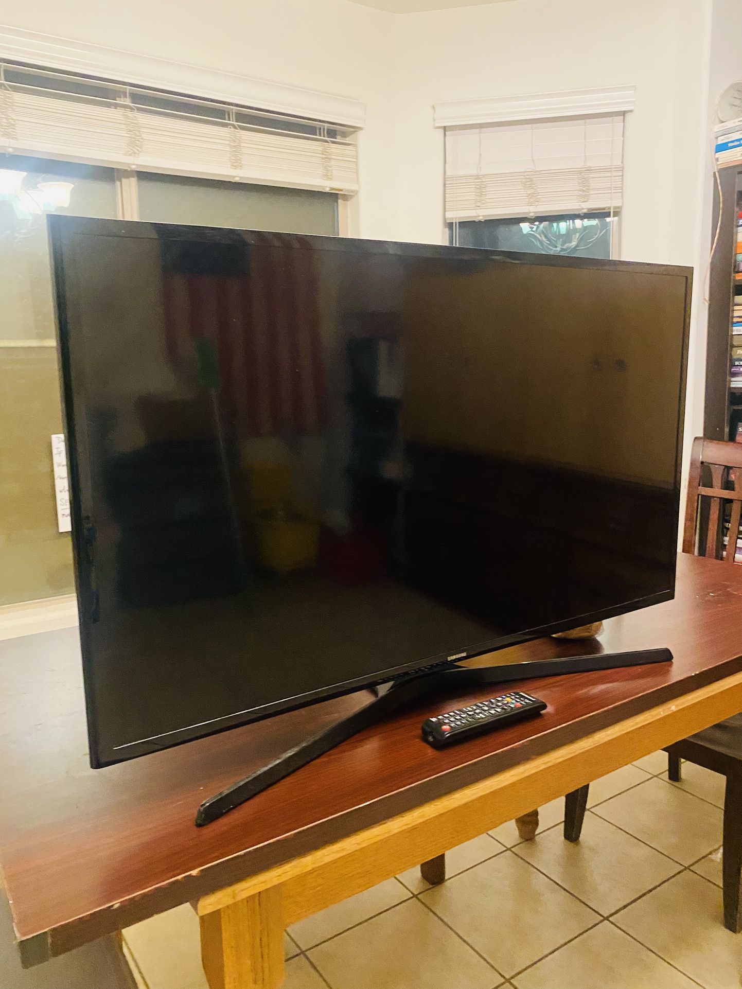 Samsung 40-inch Smart TV
