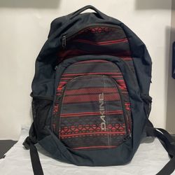 Dakine Backpack Multiple Storage Compartments 18”