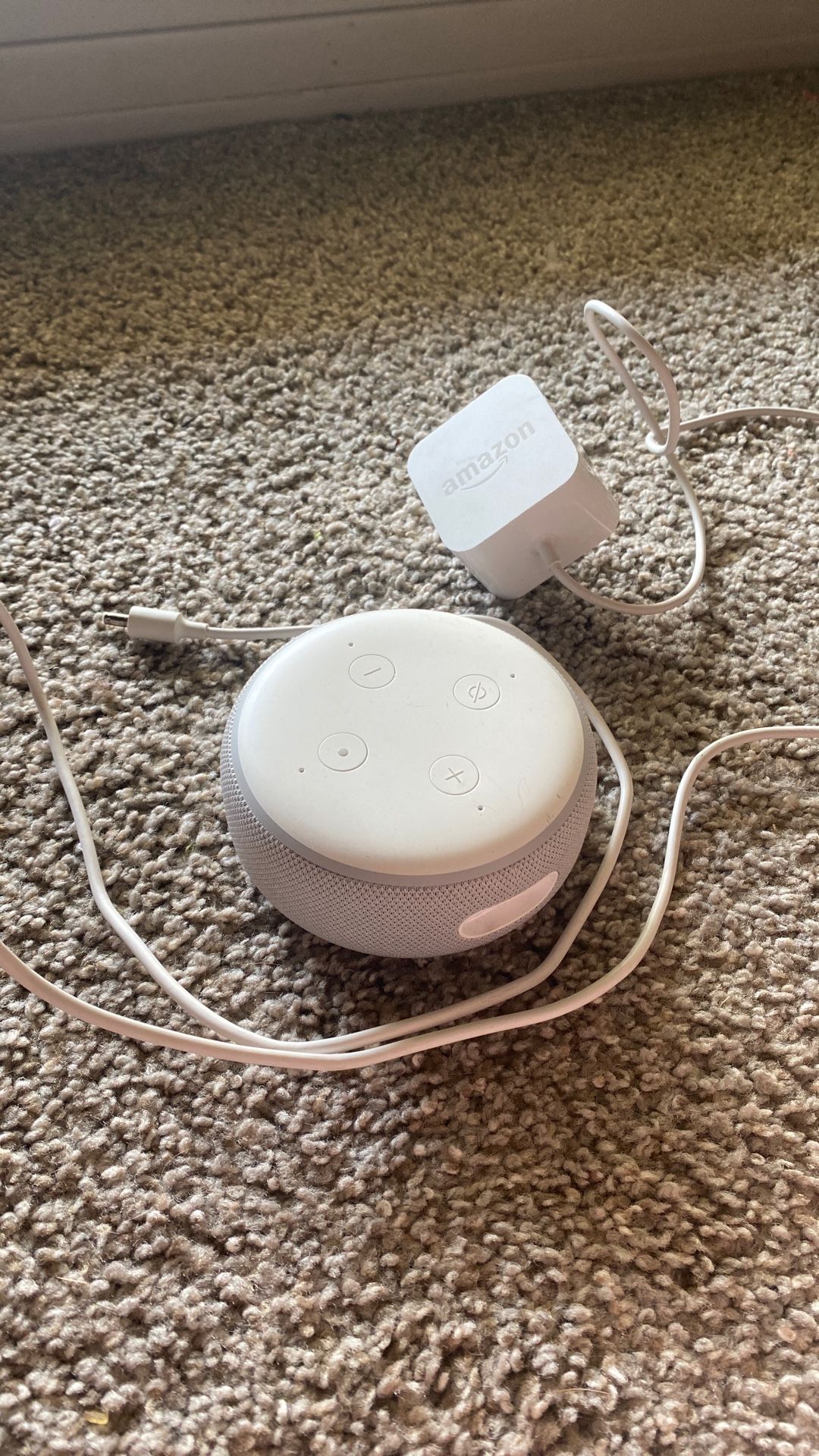 ALEXA (Amazon) With Plug