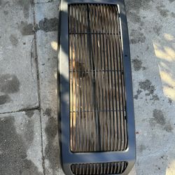 Ford F250/F350/F450/F550 Grill Year 2005-2007