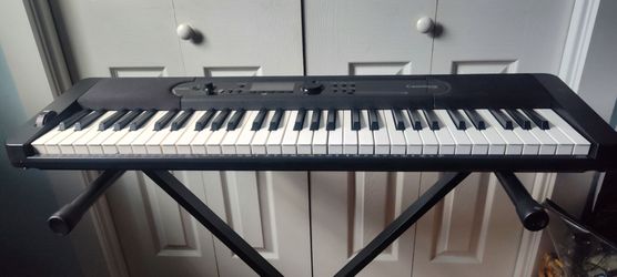 Casiotone CT - S400 with stand