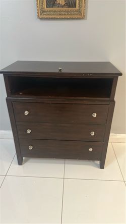 Dresser Dark Walnut
