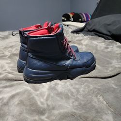 Nike Boots Size 10.5 Worn  A Few  Times 