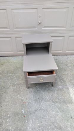 Eclectic End Table with drawer