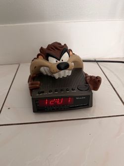 1997 Westclox Tasmanian Devil Digital Alarm Clock Radio