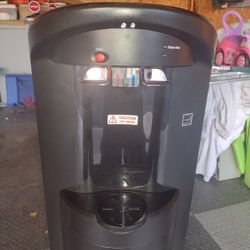 Crystal Mountain H/C  Water Dispenser