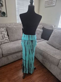 Maxi dress $3