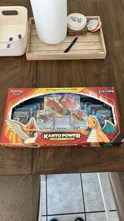 Pokémon Dragonite Kanto Power Collection Box