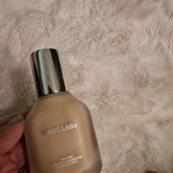 Haus Labs Foundation B72