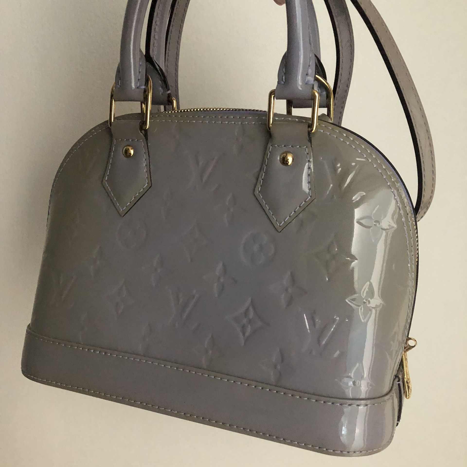 Louis Vuitton Alma BB patent Vintage Bag