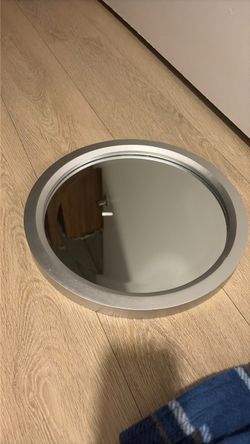 Silver circle mirror