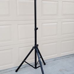 6.6 Foot Tripod Speaker Stand (USED ONCE PERFECT CONDITION)