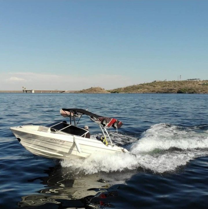 2000 Bayliner Ski Boat