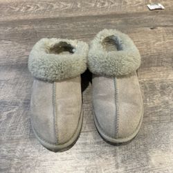 Ugg Slippers 