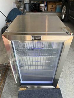 Outdoor Mini Refrigerator/Wine Cooler