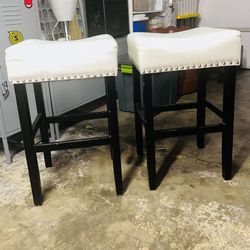 Sturdy Bar Stools