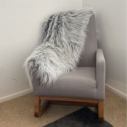 Retro Modern Gray Fabric Upholstered Rocking Chair $500 Retail Price And Giving Here On OfferUp For $100