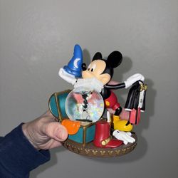 Disney Snowglobe 