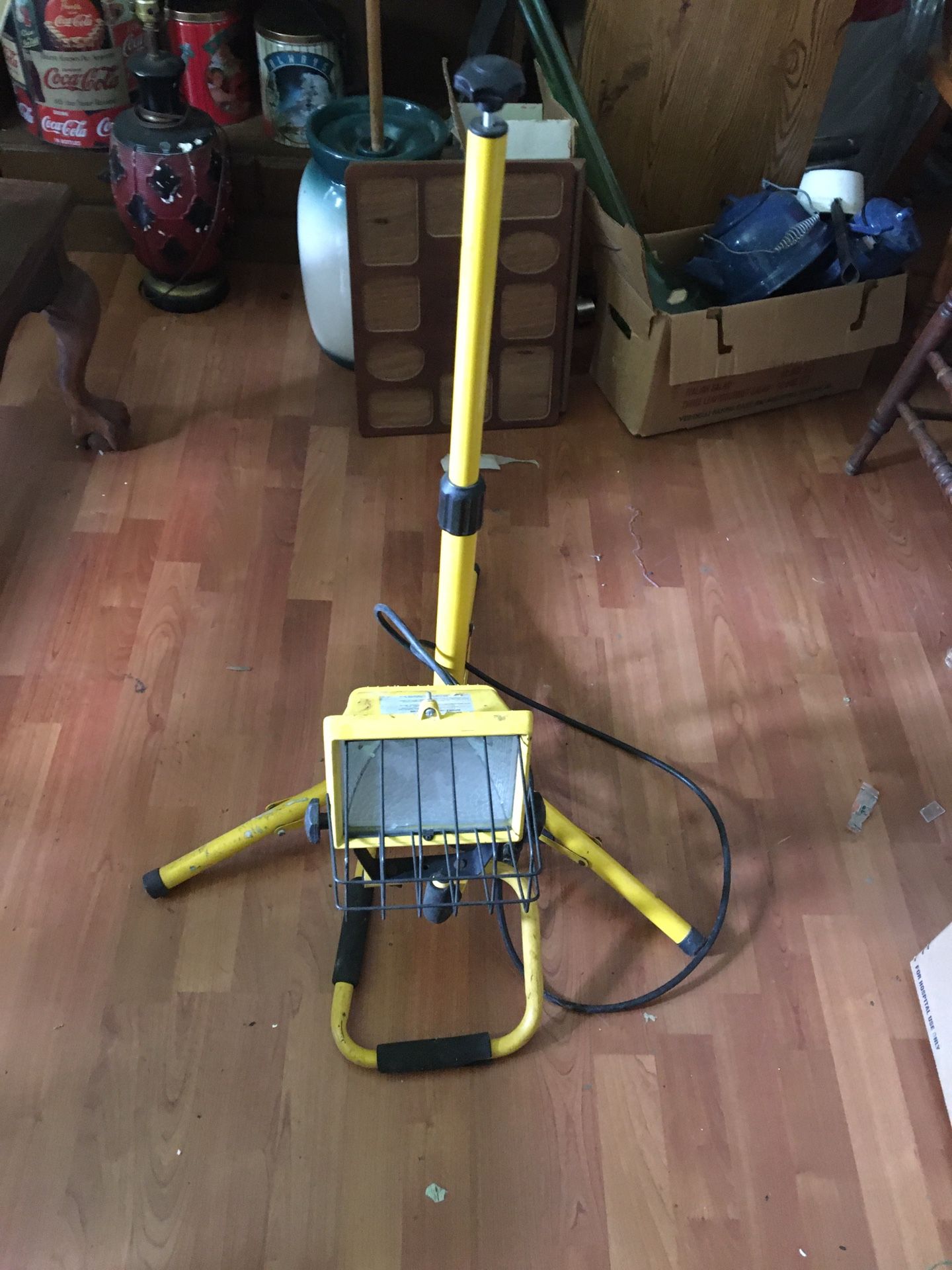 Light Lamp With Stand