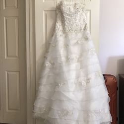 David’s bridal wedding dress size 12