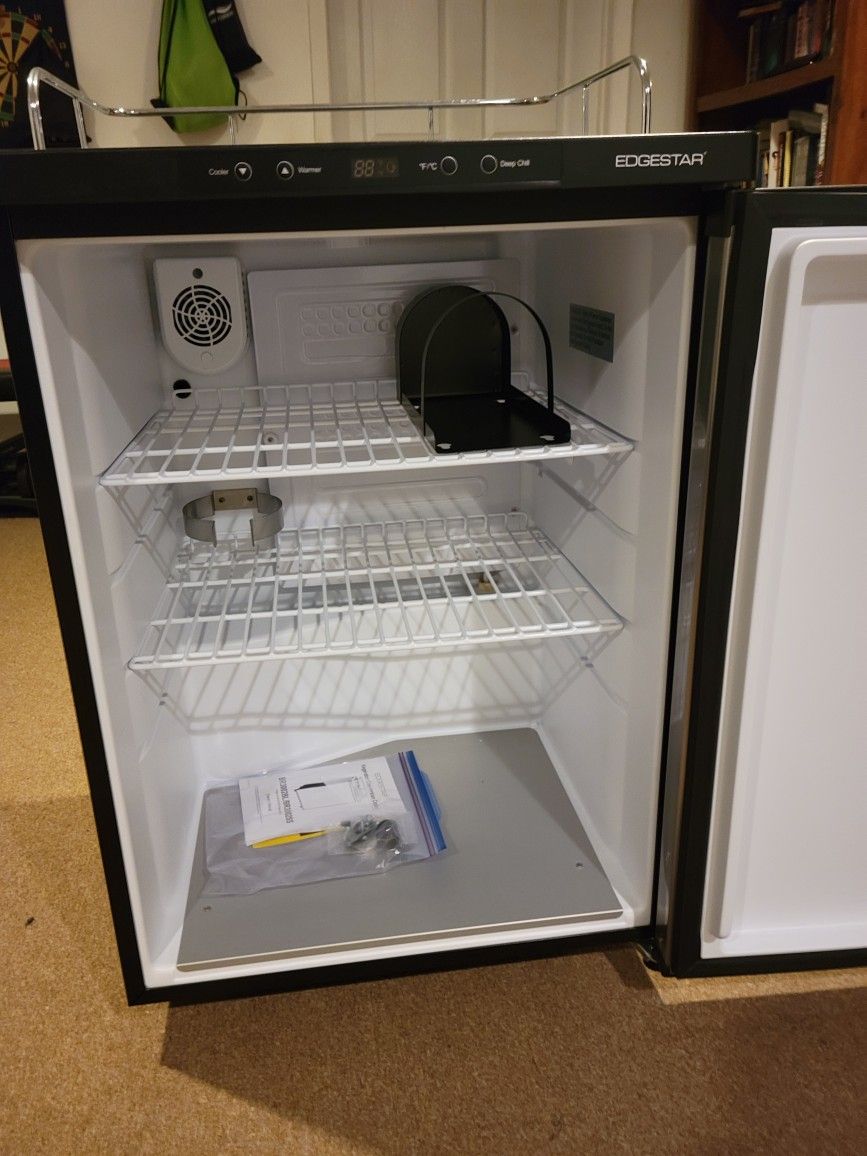 Edgestar Br3002 24 Wide Kegerator Conversion Refrigerator For Full Size