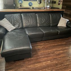 Copenhagen Leather Sectional - Black