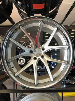 20's WHEELS AND TIRES