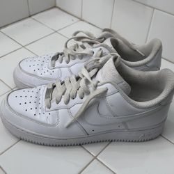AF1 Size 7 (No Soles Extremely Cheap $25) 