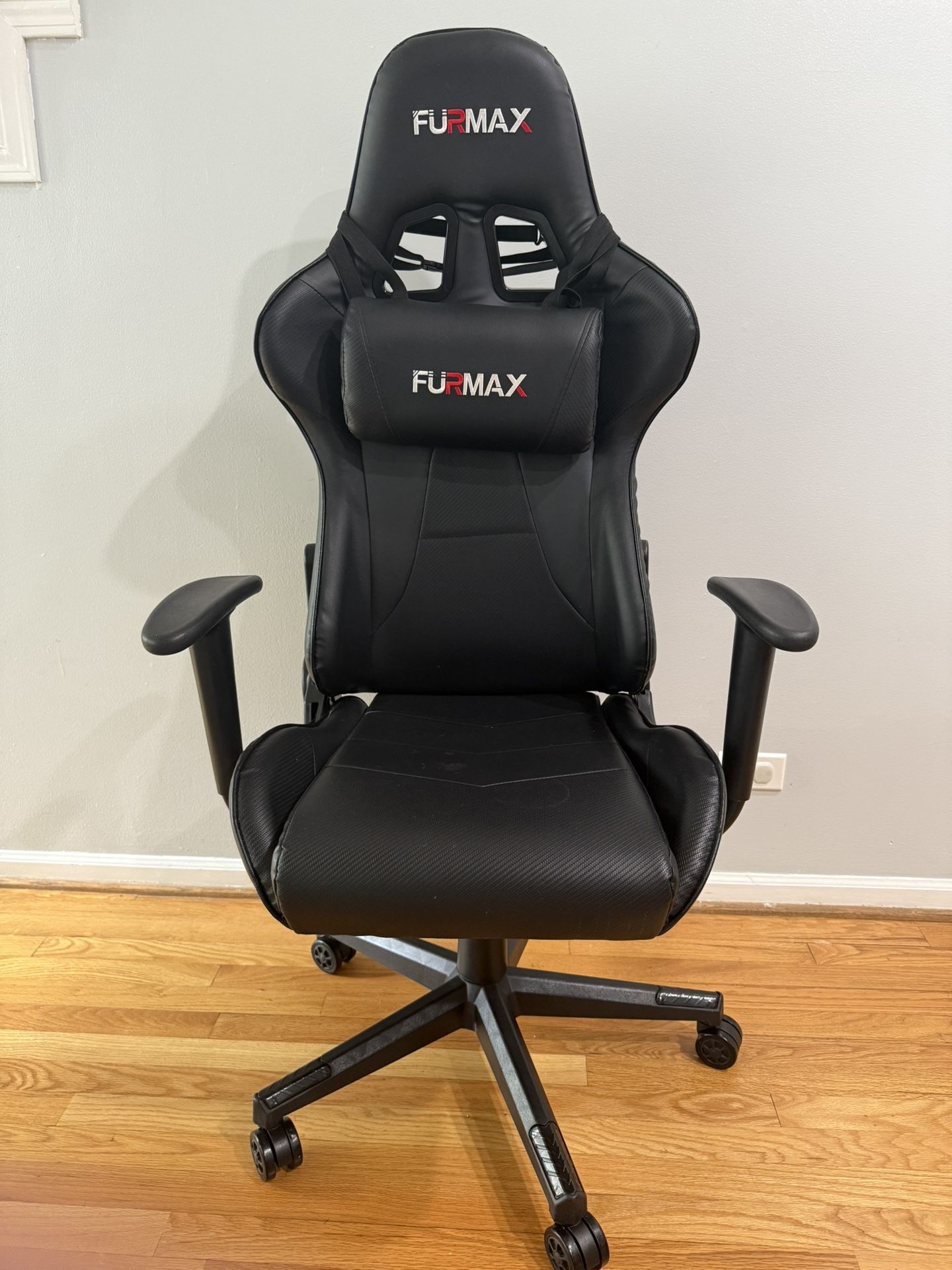 Techni Sport Ergonomic High Back Racer Gaming Brand New