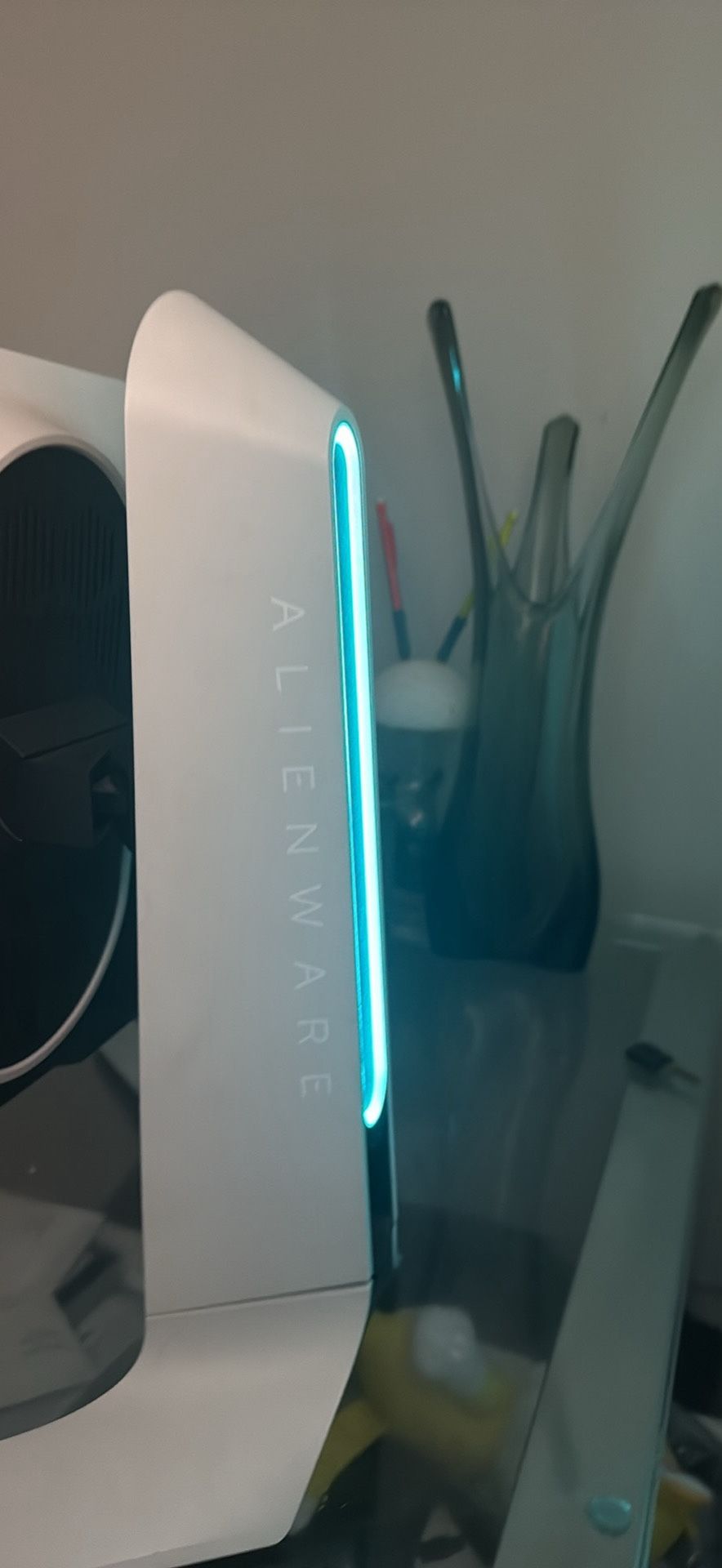 Alienware 24 Inch Monitor With Back Lighting