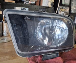 Foro  Izquierdo Para Mustang  GT 2005 A 2007