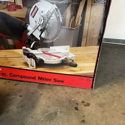COMPOUND MITER SAW