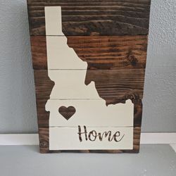 Hanging Wood Idaho Sign 