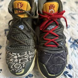 Kyrie Hybrid “what The Camo”