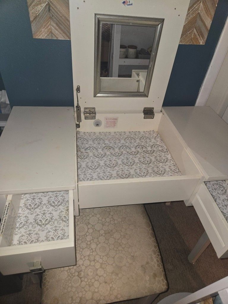 Vanity With Stool
