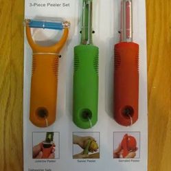 3 Piece peeler set ** stainless steel (brand new!) 