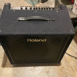 Roland KC-500 Stereo Mixing Keyboard Amplifier 