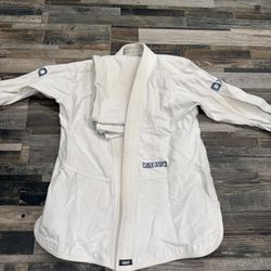 10 Used Jiu Jitsu Gi’s