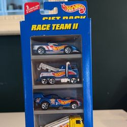 Hot Wheels Race Team II 5 Car Gift Pack 1996 Sealed