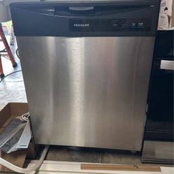 Frigidaire Dishwasher Like New 