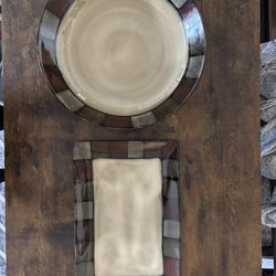 Set Bowl and Platter By Pfaltzgraff . $45 Or Best Offer. Must Pick Up