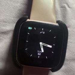 Fitbit Charge 1 (with charger and bands)